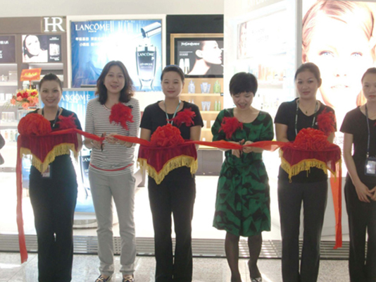 ac米兰官方网站俪乐廊广州机场二期店隆重开业