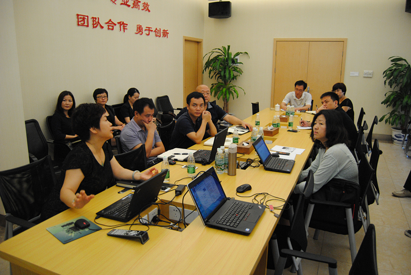 ac米兰官方网站董事长、总经理彭辉莅临三亚免税店视察指导工作