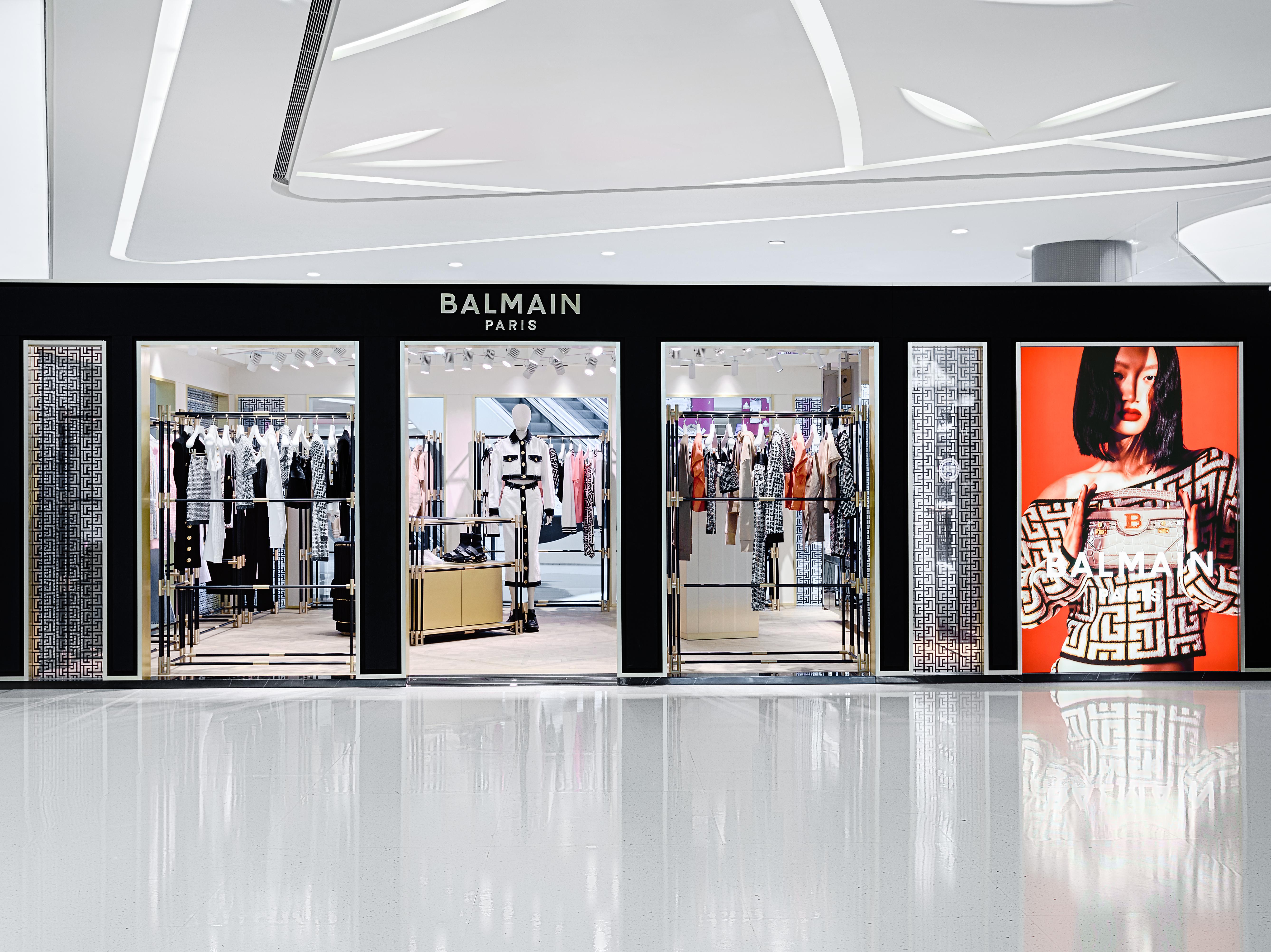 ac米兰官方网站三亚国际免税城Balmain限时快闪店盛大开业